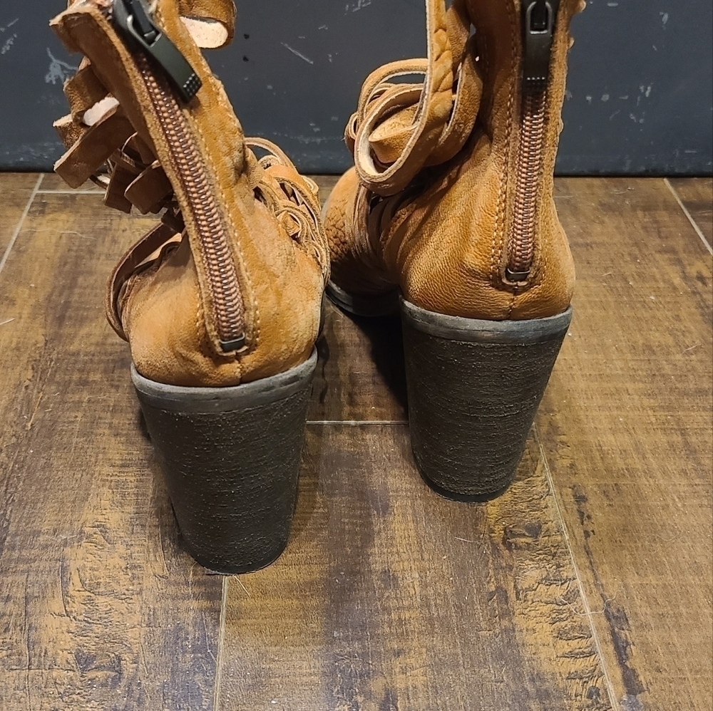 Free People Carrera Heeled Boot - Picture 6 of 9
